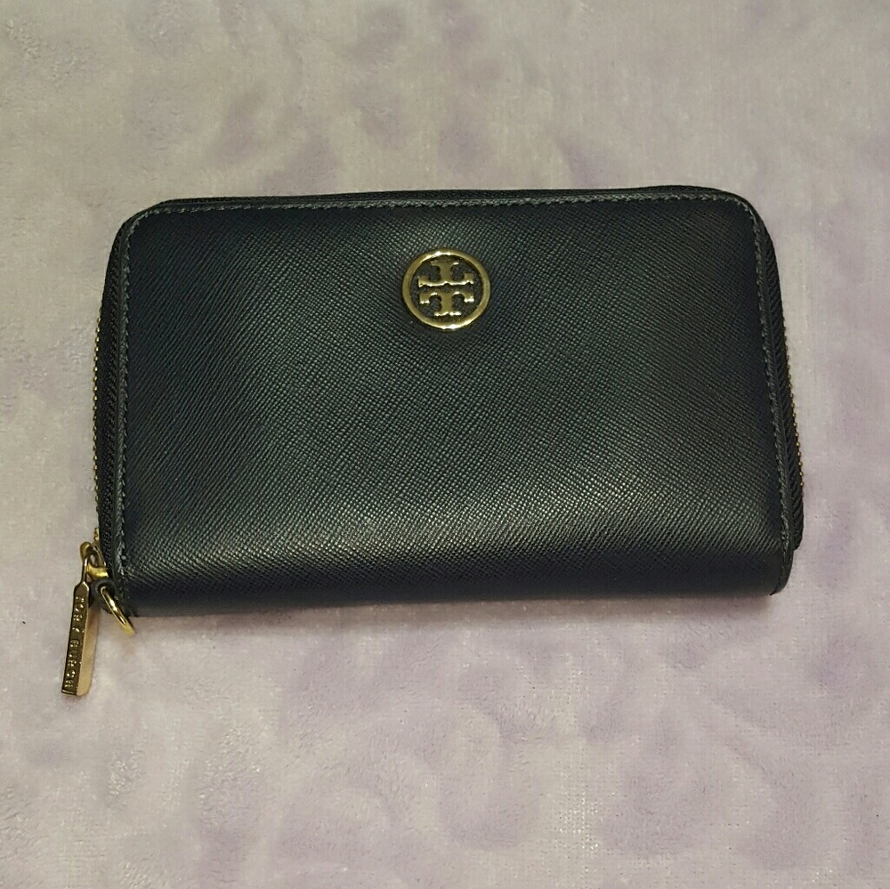 Tory Burch zip around wallet